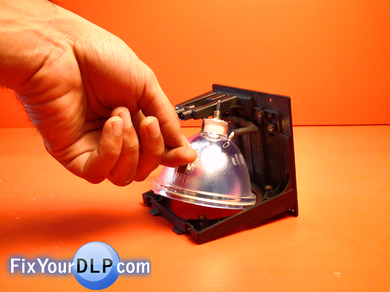 Mitsubishi 915p026010 lamp enclosure