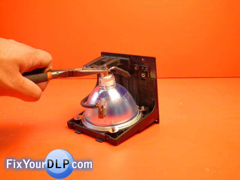 Mitsubishi 915p026010 lamp top terminal